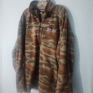 Patagonia Camo Patterned Fleece Pullover